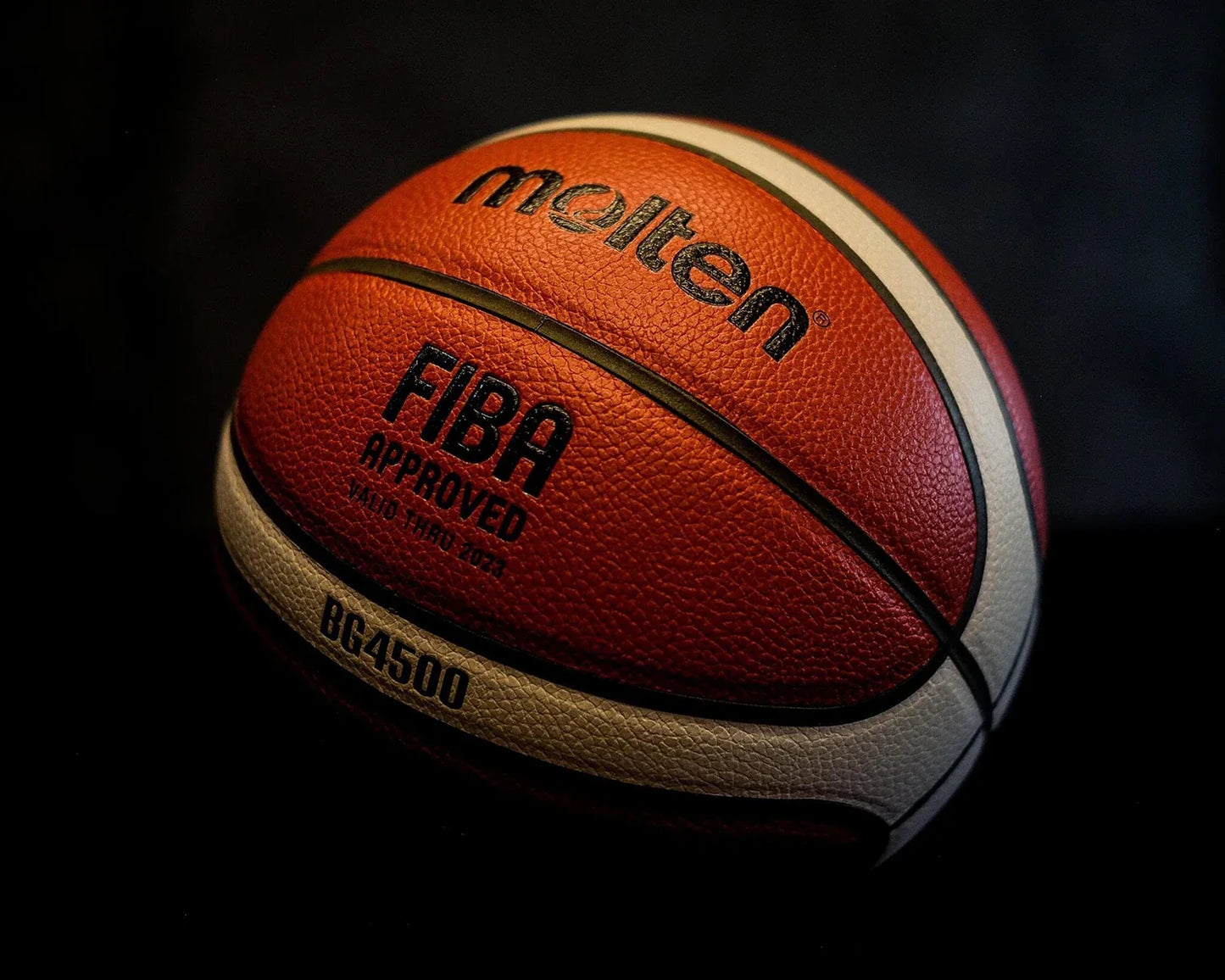 Molten PU Basketball Official Game Ball in Sizes 5, 6, and 7